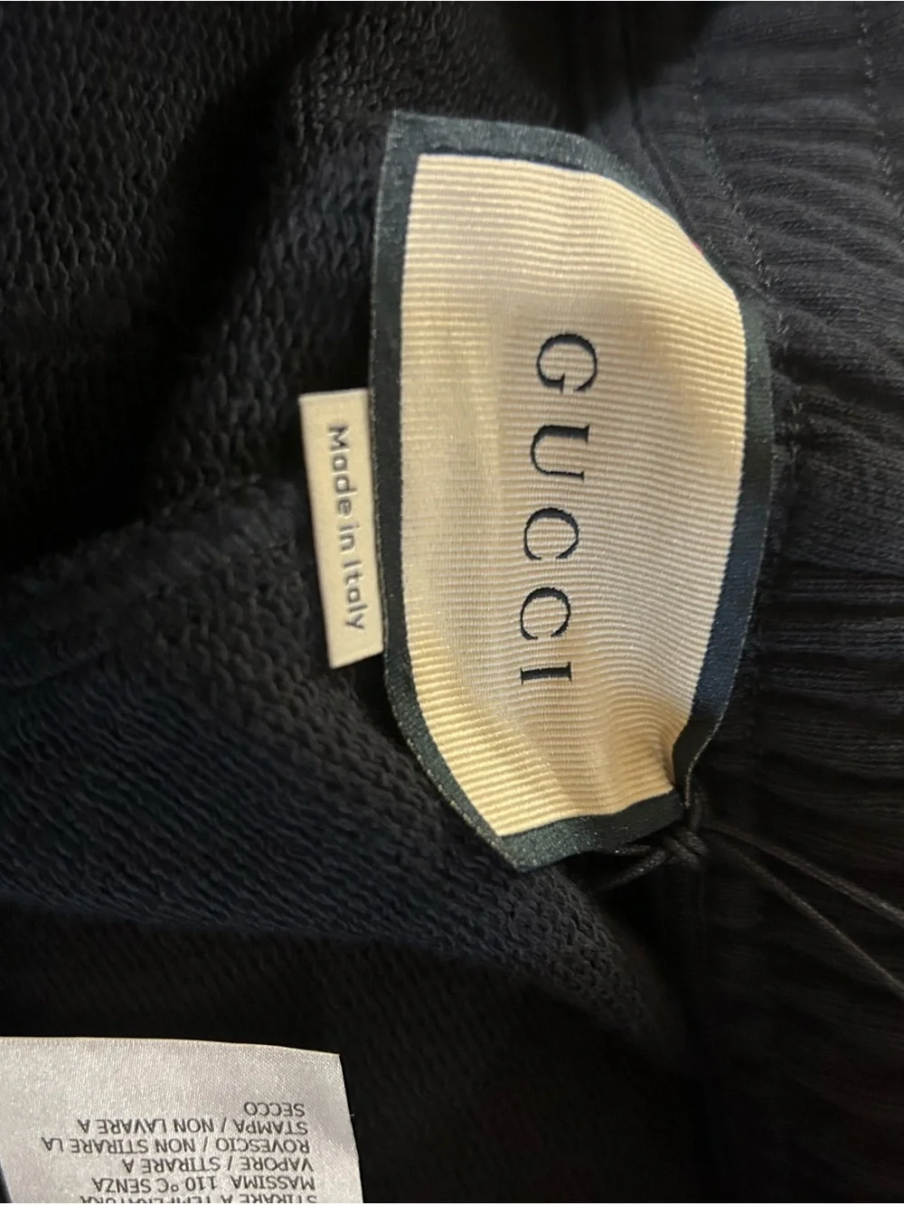 N/A black sweatshirt